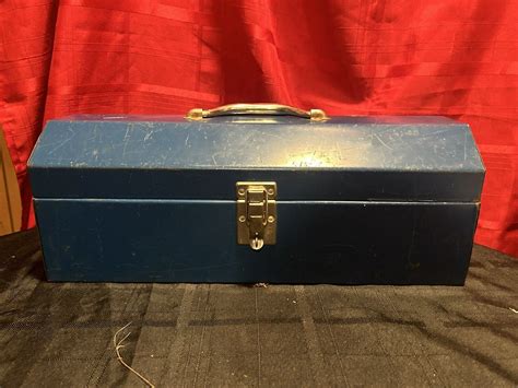 vintage blue metal tool box|1950s snap on tool box.